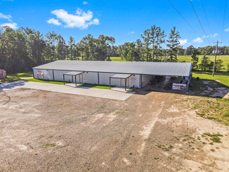 More Photos Of 4951 US Highway 190 W, Livingston Office For Sale