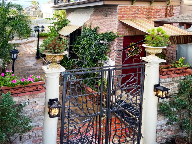 More Photos Of 715 Broadway St, Galveston Flex For Sale