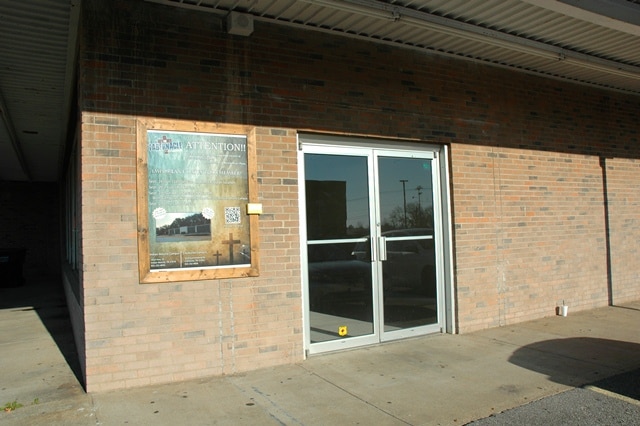 More Photos Of 2121 Wilma Rudolph Blvd, Clarksville General Retail For Lease