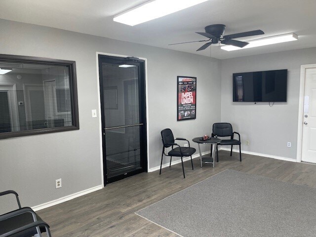 More Photos Of 6312 S I-45, Wilmer Warehouse For Sale