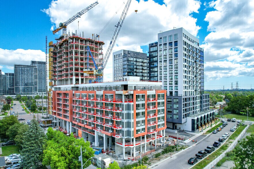 More Photos Of 8888 Yonge St, Richmond Hill Apartments For Lease