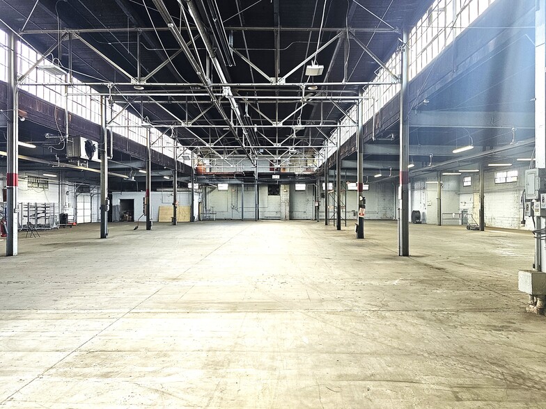 More Photos Of 1420 Crestmont Ave, Camden Manufacturing For Sale