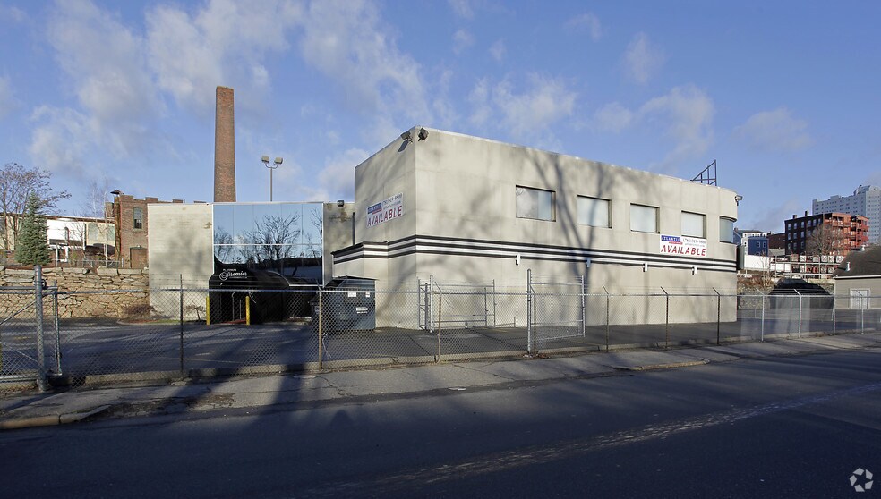 More Photos Of 241 Southbridge St, Worcester Bar For Sale