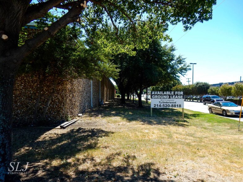 More Photos Of 15200 Midway Rd, Addison Warehouse For Lease