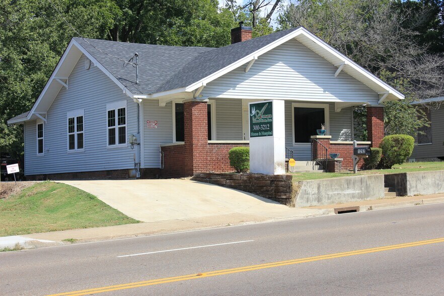 Primary Photo Of 1292 N Highland Ave, Jackson Office Residential For Lease