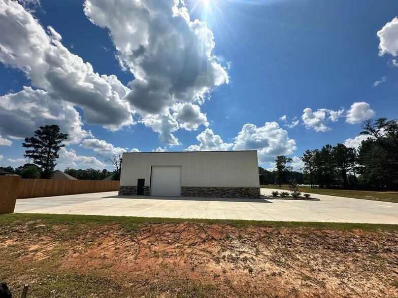 More Photos Of 23516 Haven Blvd, Ponchatoula Storefront Retail Residential For Sale