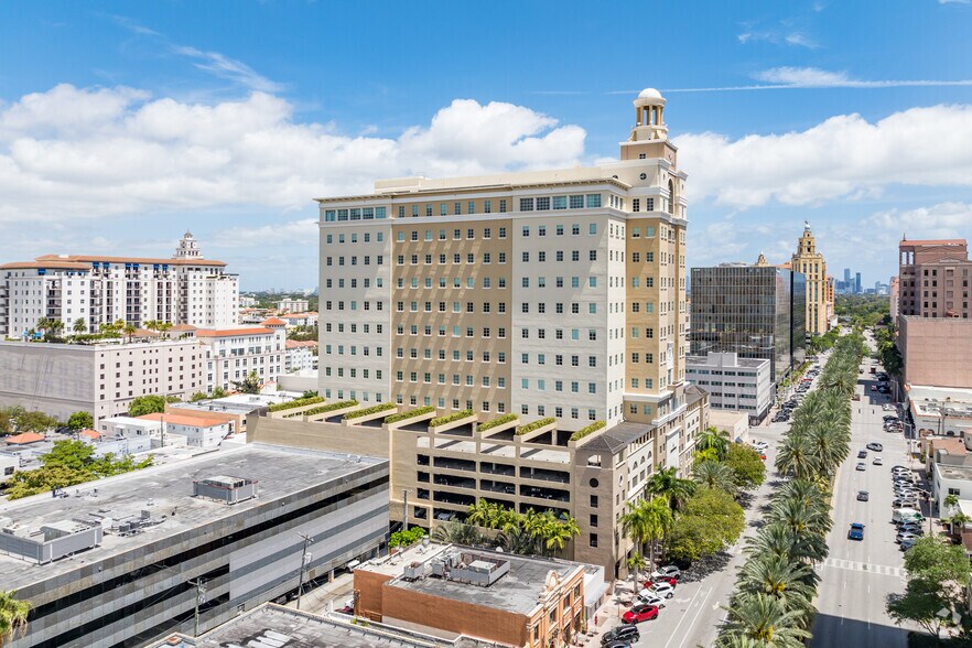 Primary Photo Of 355 Alhambra Cir, Coral Gables Loft Creative Space For Lease