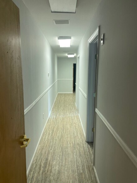 More Photos Of 676 Amboy Ave, Woodbridge Medical For Lease