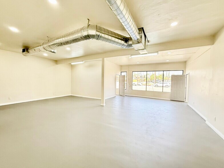 More Photos Of 1630 Potrero Grande Dr, Rosemead Freestanding For Lease