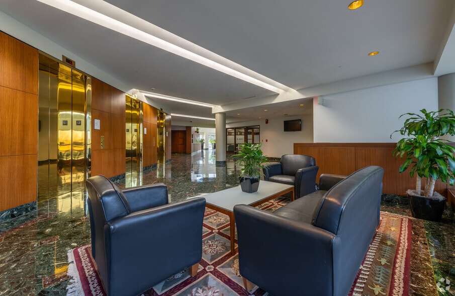 More Photos Of 492 Old Connecticut Path, Framingham Office For Sale