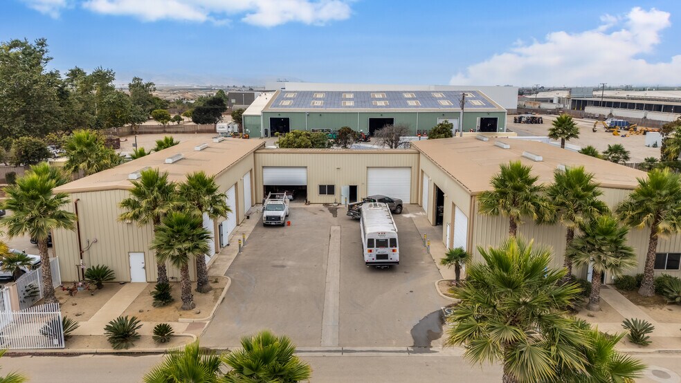 More Photos Of 1227 La Brea, Santa Maria Warehouse For Lease