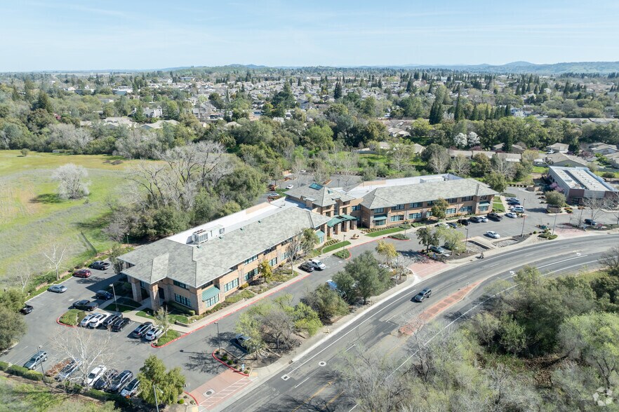 More Photos Of 950 Glenn Dr, Folsom Office For Lease