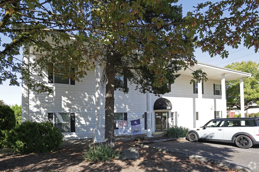 More Photos Of 829 SE 182nd Ave, Portland Office Residential For Lease