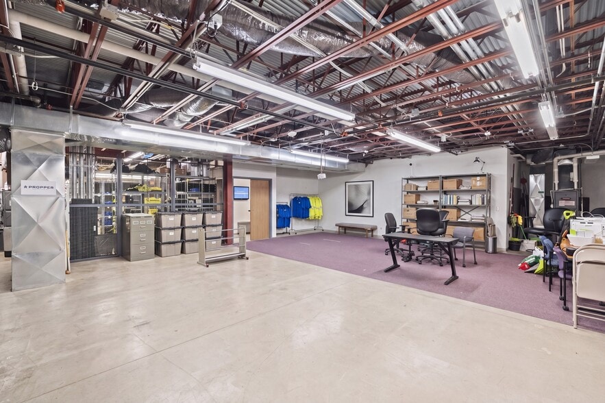 More Photos Of 2305 S Center Rd, Burton Office For Sale