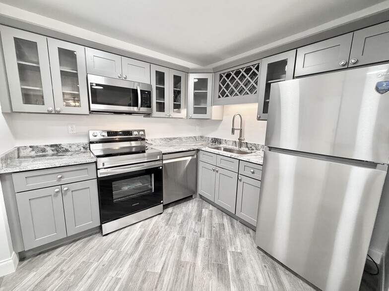 More Photos Of 4400 1st St N, Saint Petersburg Apartments For Sale