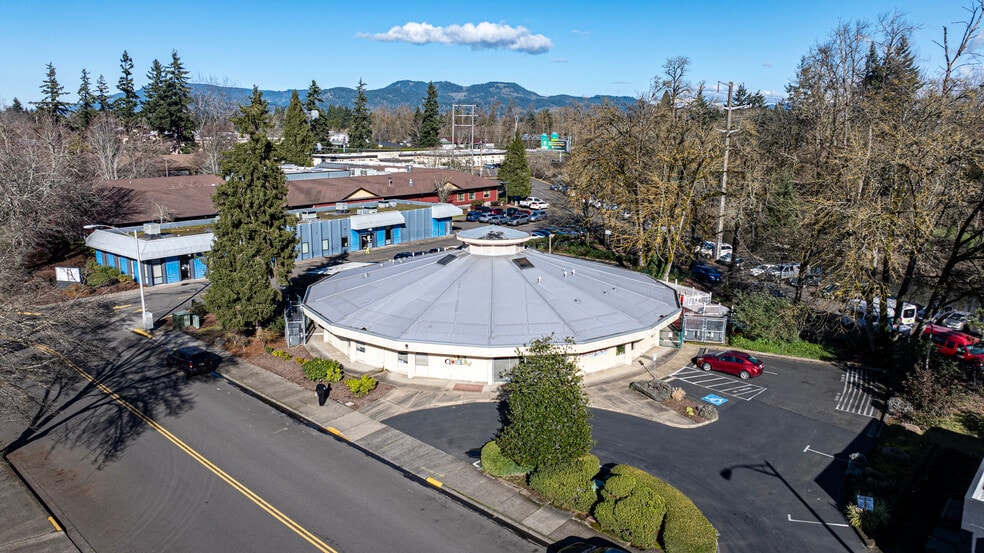 Primary Photo Of 86 Centennial Loop, Eugene Office For Sale