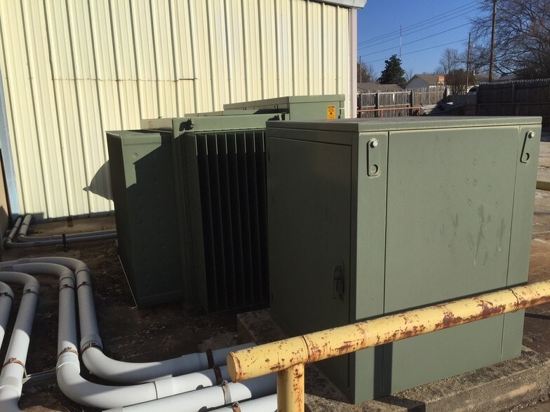 More Photos Of 400 N Harvey St, Seminole Manufacturing For Lease