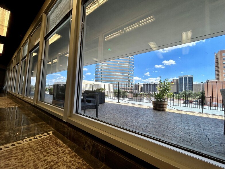 More Photos Of 200 W Illinois Ave, Midland Office For Lease