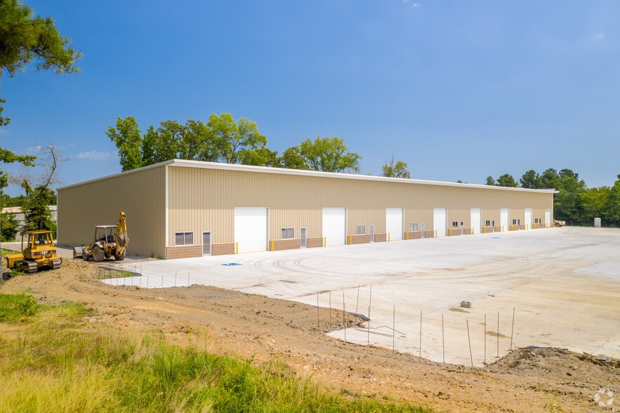 More Photos Of 5320 S Shackleford Rd, Little Rock Warehouse For Lease