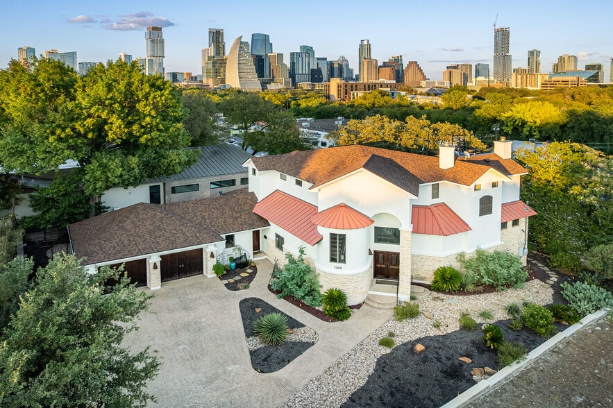 More Photos Of 1300 Bluff St, Austin Flex For Sale