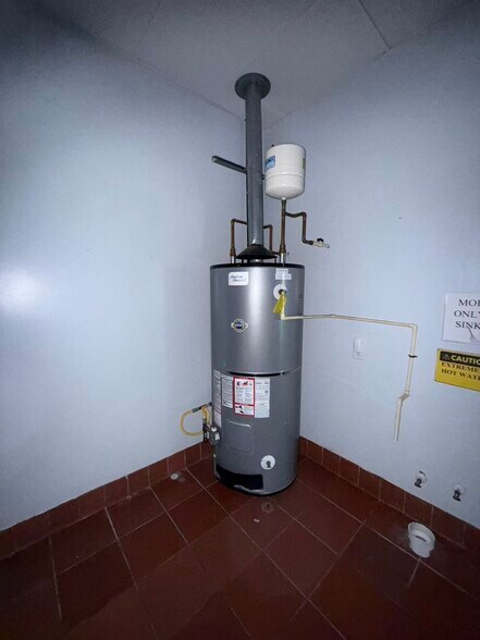 More Photos Of 1878 Mt Zion Rd, Morrow Unknown For Lease