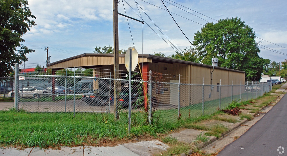 More Photos Of 2700 Midland Ave, Charlotte Service For Sale