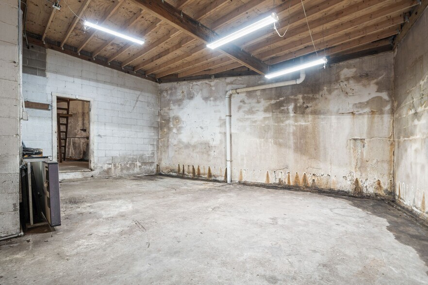 More Photos Of 340 Park Ave, Hot Springs Auto Repair For Sale