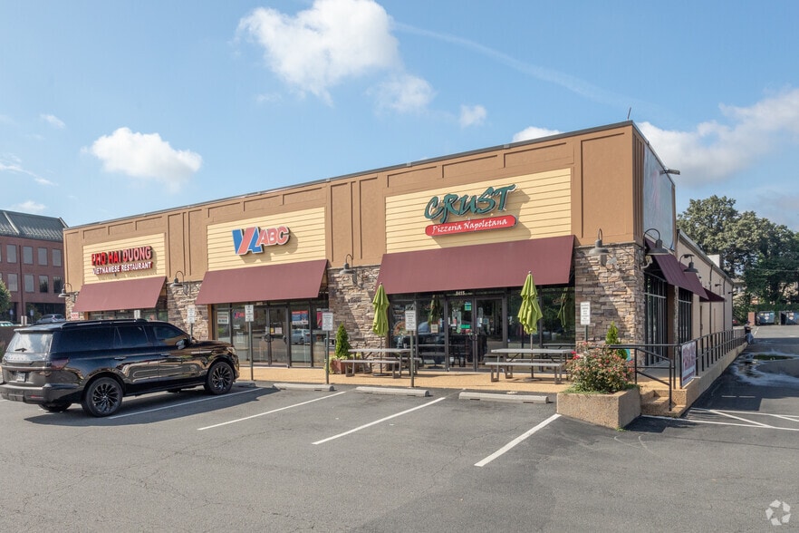More Photos Of 8411-8417 Old Courthouse Rd, Vienna General Retail For Sale