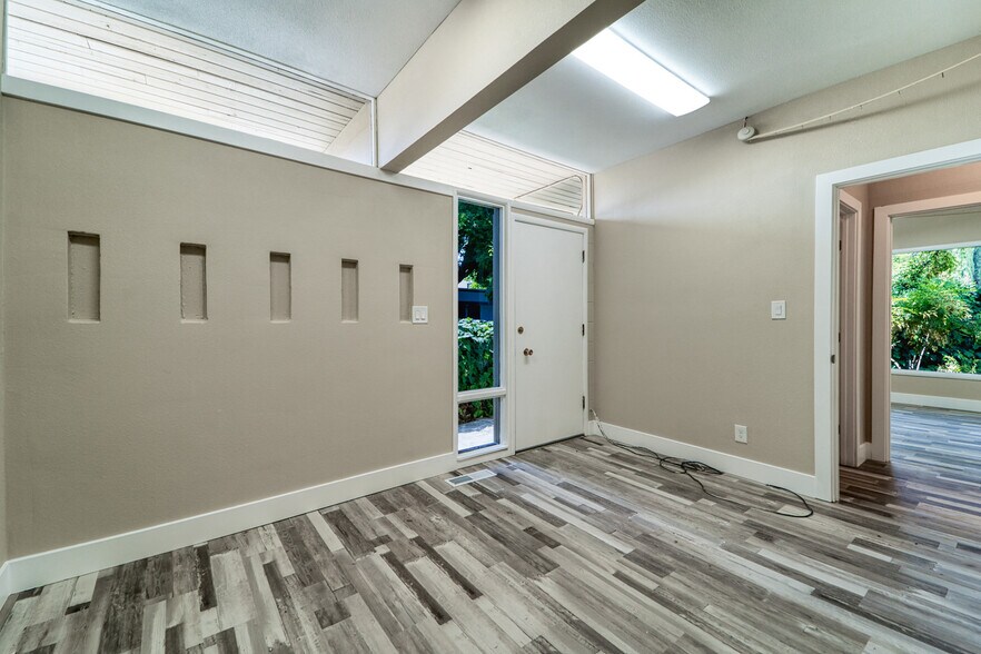 More Photos Of 415 Alturas St, Yuba City Medical For Sale