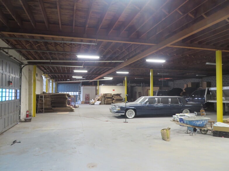 More Photos Of 13-23 Steiner Pl, North Plainfield Warehouse For Sale