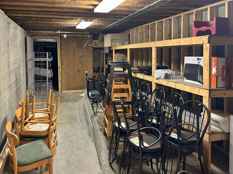 More Photos Of 31 Central Square, Troy Storefront Retail Residential For Lease