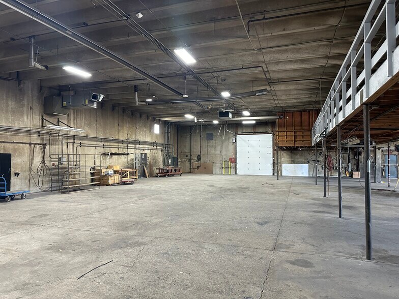 More Photos Of 2487 S 3270 W, Salt Lake City Manufacturing For Lease