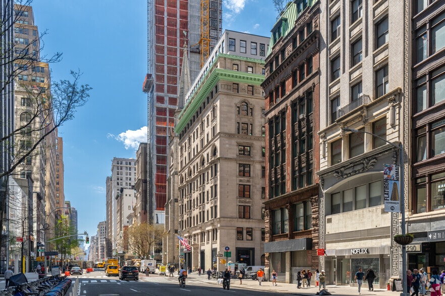 More Photos Of 276 Fifth Ave, New York Office For Lease