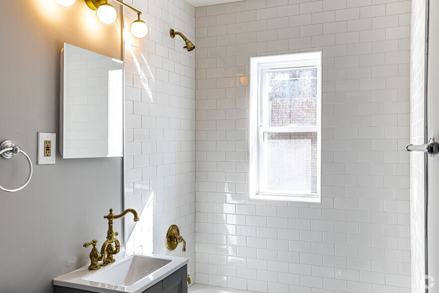 More Photos Of 3457 Holmes St, Kansas City Apartments For Sale