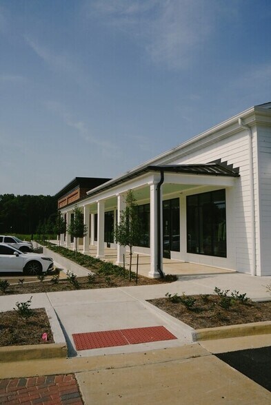 More Photos Of 100 Merchant St, Madison Unknown For Lease