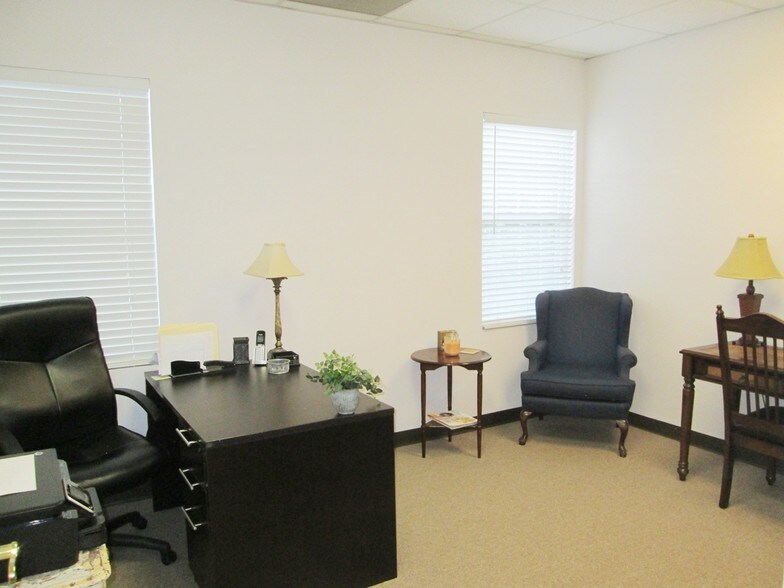 More Photos Of 4634 Lawrenceville Hwy NW, Lilburn Office For Lease