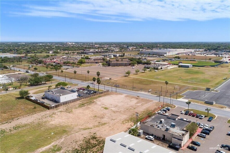 More Photos Of 1406 W Pike Blvd, Weslaco Land For Sale
