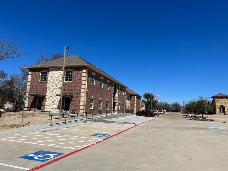 More Photos Of 771 E Southlake Blvd, Southlake Coworking Space