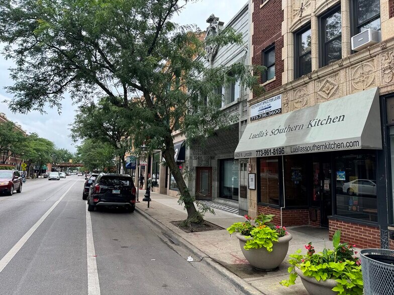 Primary Photo Of 4601-4609 N Lincoln Ave, Chicago Multifamily For Sale