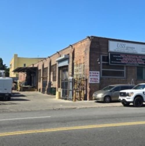 More Photos Of 307 Vandervoort Ave, Brooklyn Industrial For Lease
