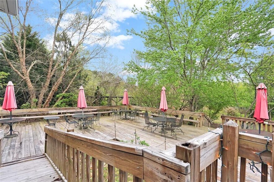 More Photos Of 8095 Keowee School Rd, Seneca Storefront Retail Residential For Sale