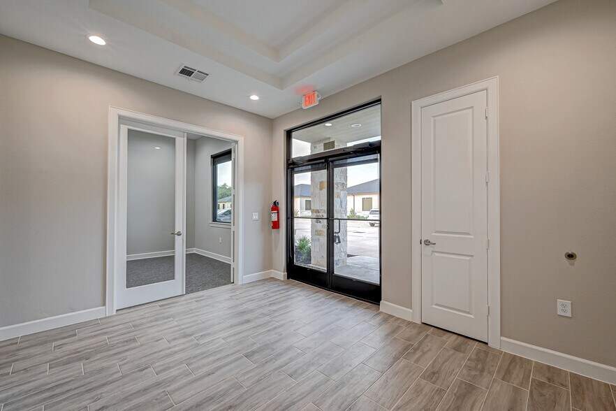 More Photos Of 4220 Cartwright Rd, Missouri City Medical For Lease