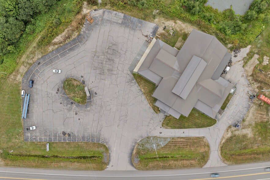 More Photos Of 149 State St, Groveton Freestanding For Sale