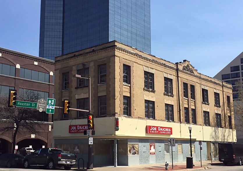 More Photos Of 117 W Weatherford St, Fort Worth Storefront Retail Office For Lease