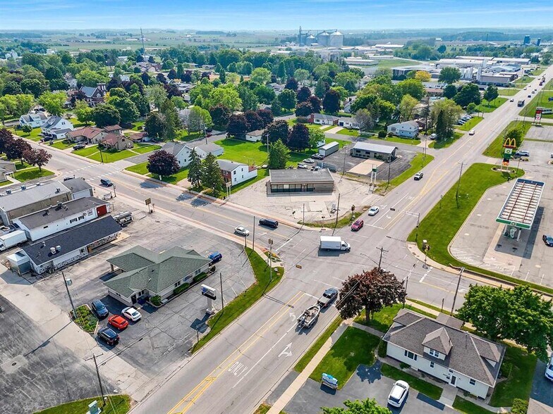More Photos Of 107 Main St, Luxemburg Convenience Store For Sale