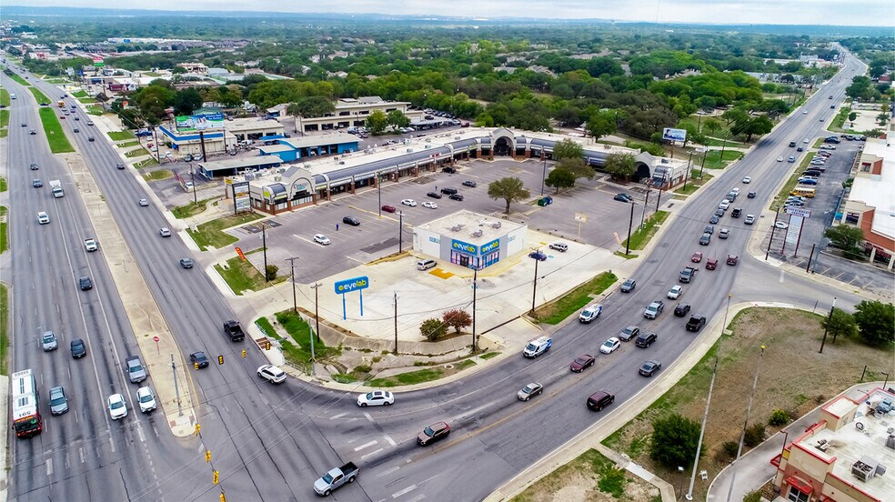 More Photos Of 7530 Bandera Rd, San Antonio Storefront For Lease