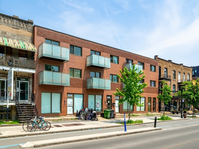 Primary Photo Of 7211-7219 Saint-Denis, Montréal Apartments For Sale