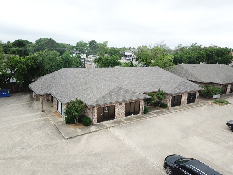 Primary Photo Of 206 Elm St, Lewisville Office For Sale