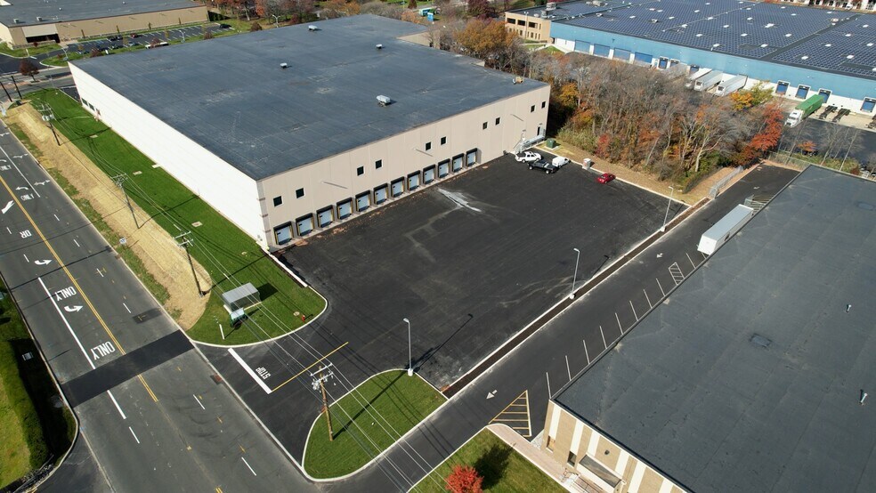 More Photos Of 200 Raritan Center Pky, Edison Industrial For Lease