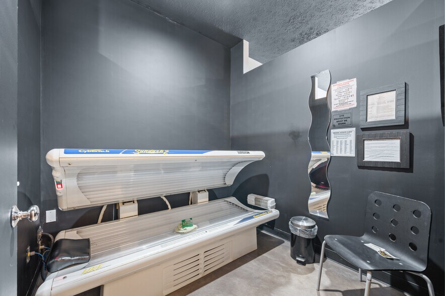 More Photos Of 8826 34 Rd, Cadillac Storefront For Sale